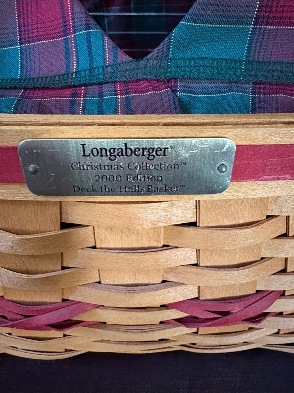 Longaberger Woven Picnic Basket with Plaid Liner - green and red - Picture 2 of 4